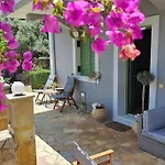 The Blooming House * Μακριώτικα