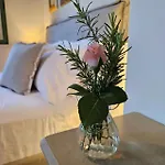 The Blooming House Βίλα Μακριώτικα